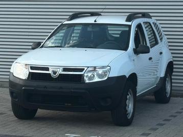 Dacia Duster 1.6 Benzine met maar 45.000km + Keuring 