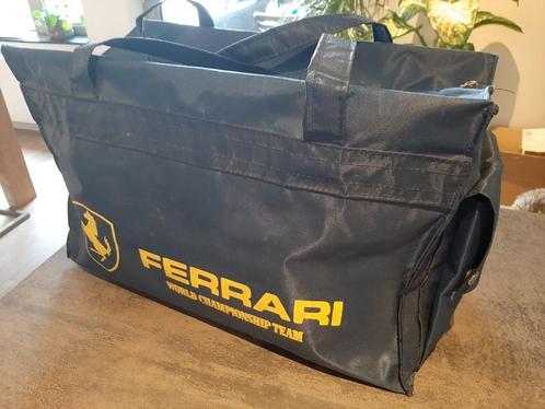 Vintage Sporttas van Ferrari, Handtassen en Accessoires, Tassen | Sporttassen, Zo goed als nieuw, Ophalen of Verzenden