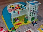 Fisher Price garage met verschillende extra´s, Ophalen, Gebruikt