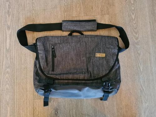 2x Laptoptas Targus, Grijs & zwart, Informatique & Logiciels, Sacoches d'ordinateur portable, Utilisé, Sac à bandoulière, Enlèvement ou Envoi