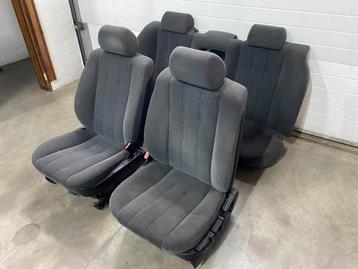 BMW E32 Antraciet interieur beschikbaar voor biedingen