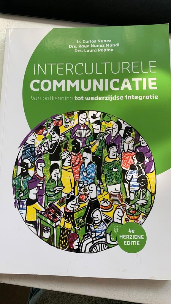 Raya Nunez-Mahdi - Interculturele communicatie, Livres, Science, Neuf, Enlèvement ou Envoi