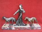 R. Scali - Dame met 2 borzoi honden - Art Deco brons - Lvoor, Bronze, Enlèvement