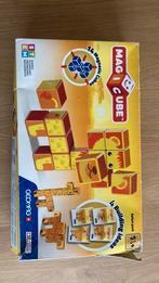 Geomag Magicube. Magnetische bouwstenen, Kinderen en Baby's, Speelgoed | Bouwstenen, Ophalen, Zo goed als nieuw