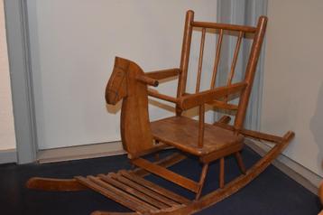 vintage  houten hobbel paard, beschikbaar voor biedingen