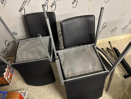 Set van 4 keukenstoelen, Huis en Inrichting, Stoelen, Gebruikt, Vier, Metaal, Stof, Overige materialen, Zwart, Ophalen