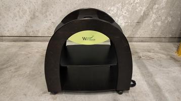 Houten trolley met verwarmingsplaat (kapot) beschikbaar voor biedingen