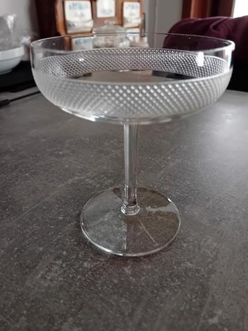 Kristallen champagne coupes beschikbaar voor biedingen