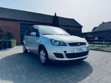 Ford Fiesta 1.4 Benzine * Garantie * Airco * beschikbaar voor biedingen