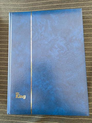 POSTZEGELALBUMS TE KOOP (2 stuks) beschikbaar voor biedingen