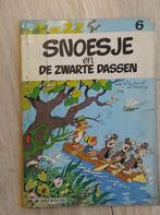 Snoesje en de zwarte dassen - Macherot & Deliège, Livres, BD, Utilisé, Enlèvement ou Envoi