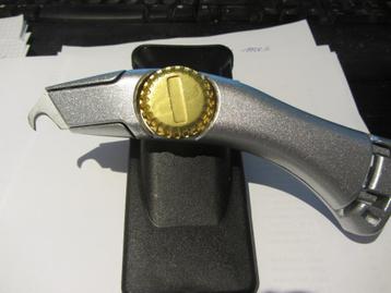 Professioneel Stanley Mes "TITAN" met draaiknop € 10 beschikbaar voor biedingen