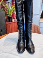 Bottes tout cuir en noir taille pied droit 38 gauche 39, Enlèvement, Noir