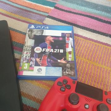 Lot console PS4 slim + casque officiel + 2 manettes + 1 jeu  beschikbaar voor biedingen