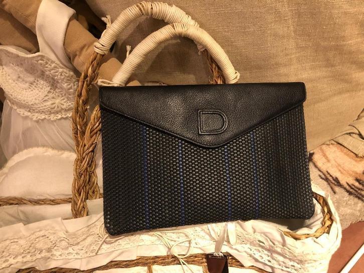 Delvaux pochette in tdc, Bijoux, Sacs & Beauté, Sacs | Sacs Femme, Comme neuf, Bleu, Enlèvement ou Envoi