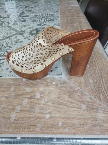 Chaussures dame beschikbaar voor biedingen