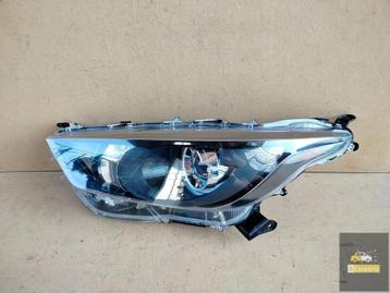 Toyota Yaris IV Lamp links normaal beschikbaar voor biedingen