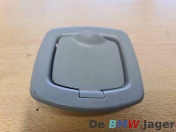 Afdekkap bekleding RA isofix BMW 3-serie Touring E91 7157944 beschikbaar voor biedingen