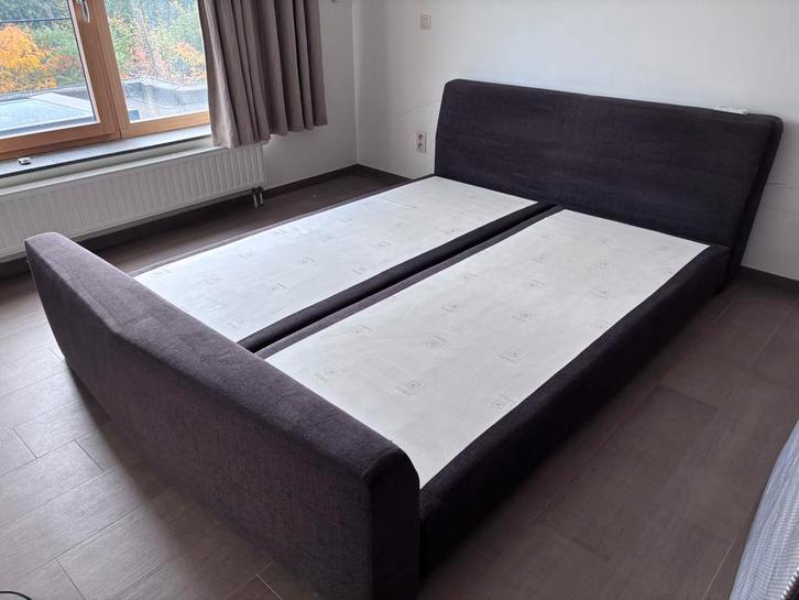 Boxspring, Huis en Inrichting, Slaapkamer | Boxsprings, Gebruikt, 180 cm, 220 cm, Tweepersoons, Bruin, Ophalen