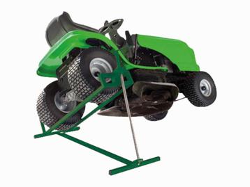 Maak u zitmaaier regelmatig schoon en voorkom dure reparatie beschikbaar voor biedingen