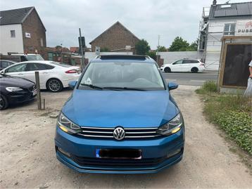 Volkswagen Touran 2017, Auto's, Automaat, Euro 6, Blauw, 7 zetels