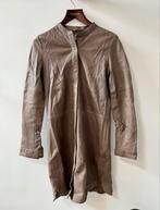 Manteau S 36 cuir taupe, Vêtements | Femmes, Comme neuf