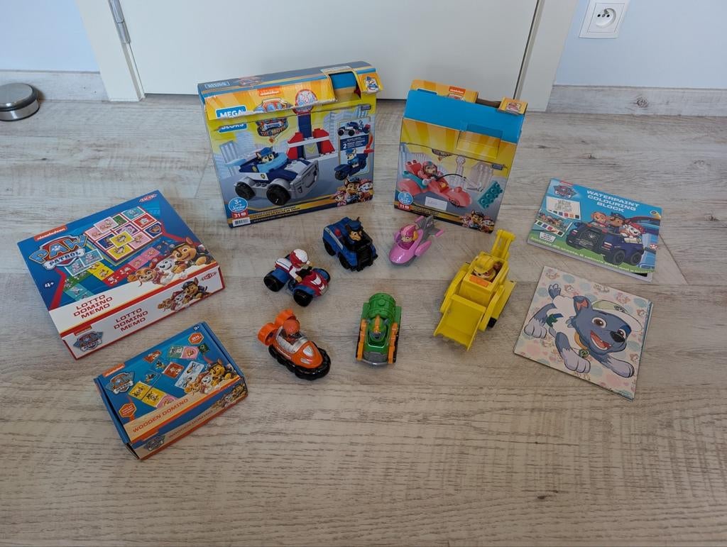 Paw patrol speelgoed (auto's, megablocks, spelletjes), Kinderen en Baby's, Ophalen of Verzenden, Zo goed als nieuw