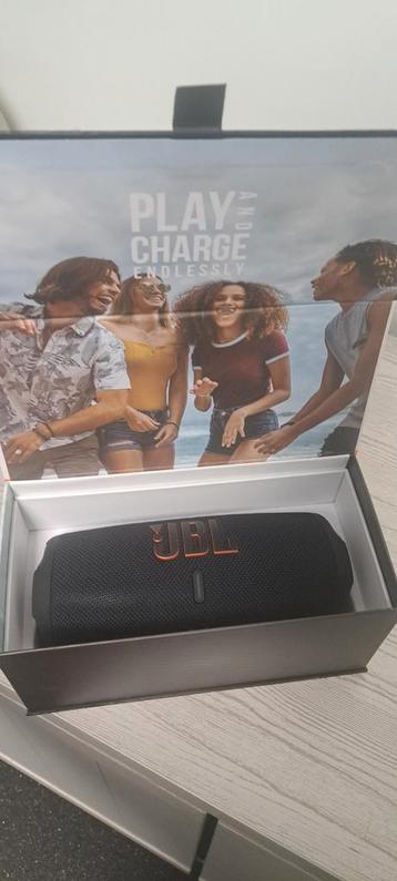 Jbl charge 5 . beschikbaar voor biedingen