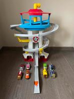 Paw Patrol toren met auto’s met daarin de Pups, Kinderen en Baby's, Speelgoed | Racebanen, Ophalen, Zo goed als nieuw, Racebaan