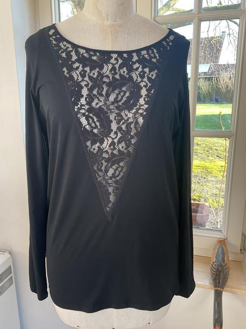 T shirt Marc Cain , 42-44, Kleding | Dames, Topjes, Zo goed als nieuw, Zwart, Ophalen of Verzenden