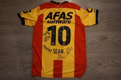 gesigneerd shirt kv mechelen tiktokkers op VTMGo, Verzamelen, Sportartikelen en Voetbal, Shirt, Ophalen of Verzenden