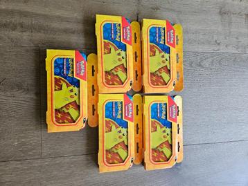 Pencil Tins back to school 2023 (pokémon) beschikbaar voor biedingen