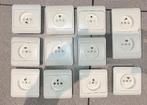 Lot nieuwe stopcontacten en schakelaars NIKO, Doe-het-zelf en Bouw, Elektriciteit en Kabels, Ophalen of Verzenden, Nieuw, Schakelaar