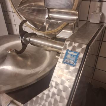Cutter  beschikbaar voor biedingen