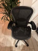 Herman Miller Aeron B, Huis en Inrichting, Bureaustoelen, Zwart, Ophalen of Verzenden, Zo goed als nieuw, Bureaustoel