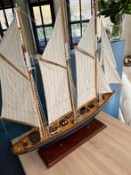 Historische driemast boot, Hobby en Vrije tijd, Modelbouw | Boten en Schepen, Ophalen, Zo goed als nieuw