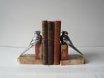 Serre-livres art déco anciens en forme d'oiseaux, sur marbre, Envoi