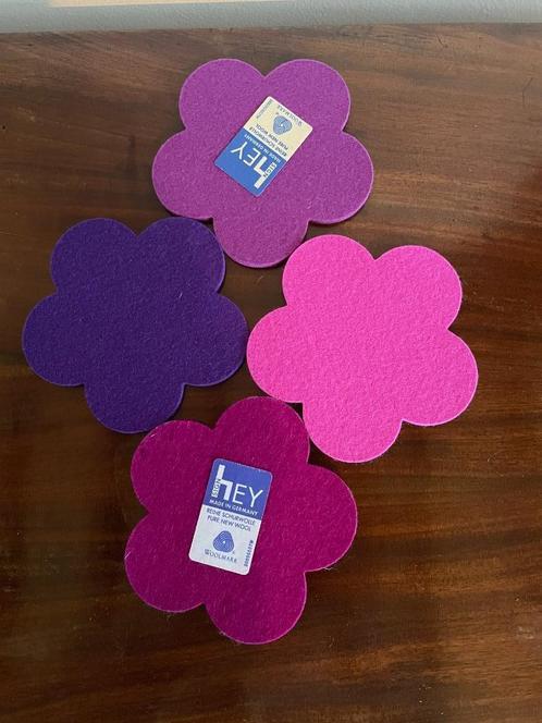 Hey-sign bloem vormige wollen onderzetters, Huis en Inrichting, Woonaccessoires | Onderzetters, Nieuw, Glas of Kopje, Ophalen of Verzenden