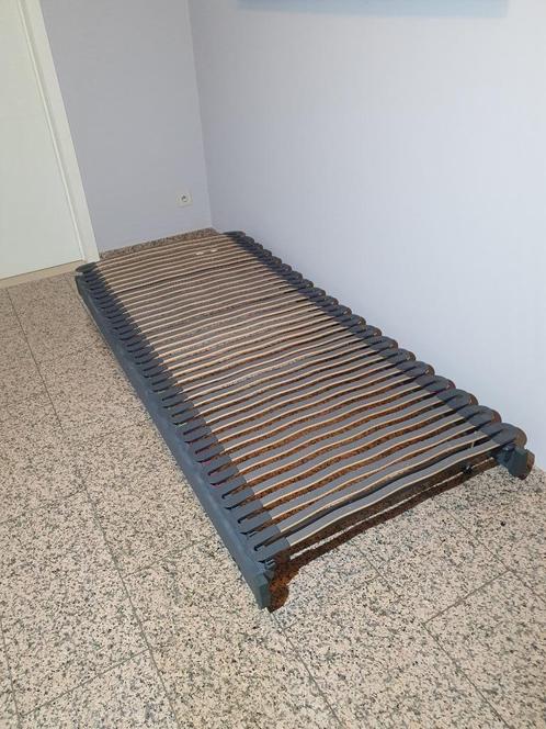 Kwalitatieve lattenbodem 90 cm op 200 cm, Huis en Inrichting, Slaapkamer | Matrassen en Bedbodems, Zo goed als nieuw, Bedbodem