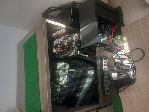 Computer cases en onderdelen mag weg, Computers en Software, Desktop Pc's, Zo goed als nieuw, Ophalen