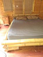 bamboe bed inclusief pocketvering matrassen, Ophalen, Gebruikt, Bruin, Tweepersoons