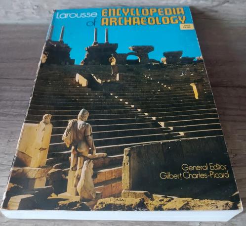 Larousse encyclopedia of archeology, Boeken, Kunst en Cultuur | Architectuur, Gelezen, Ophalen of Verzenden