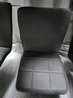 Gratis 6 grijze stoelen. Ophalen in april anders op containe, Maison & Meubles, Chaises, Synthétique, Enlèvement, Cinq, Six Chaises ou plus