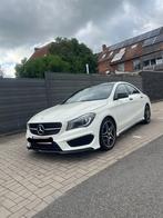 Mercedes CLA 180 AMG uitvoering pano dak, CLA, Wit, Leder, Handgeschakeld