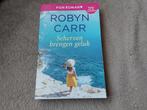 Robyn Carr - Scherven brengen geluk, Ophalen of Verzenden, Gelezen, Robyn Carr