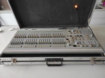 Zero 88 Lightmaster xls met flightcase 48-kanaals DMX