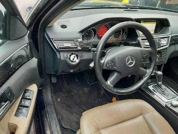 COMBISCHAKELAAR STUUR Mercedes-Benz E Estate (S212) beschikbaar voor biedingen