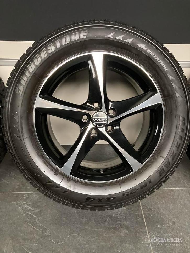 17'' inch Volvo XC40 sport velgen / winterbanden 5x108, Auto-onderdelen, Banden en Velgen, Banden en Velgen, Winterbanden, 17 inch