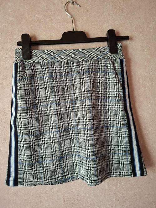 Trendy Lola Liza Geruite Rok met Sportieve Streep - Maat 36, Kleding | Dames, Rokken, Gedragen, Maat 36 (S), Boven de knie, Ophalen of Verzenden