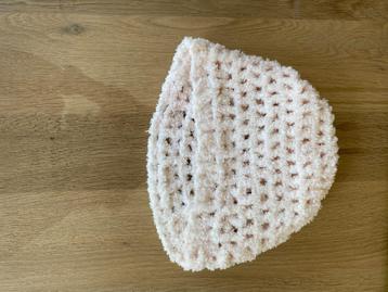 witte muts beschikbaar voor biedingen